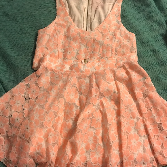 Paper cranes 2 piece skirt and crop top - Picture 3 of 3